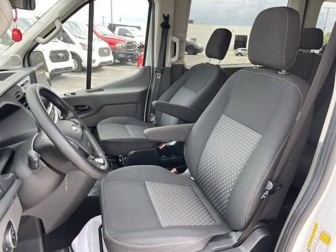 Used 2023 Ford Transit 350 XLT RWD image 3