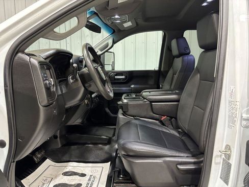 Used 2021 Chevrolet Silverado 2500 W/T w/ WT Convenience Package image 11