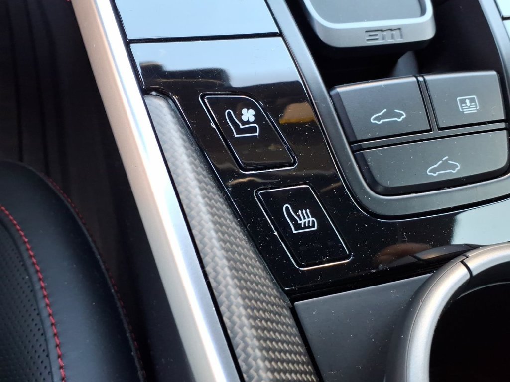 Certified 2021 Porsche 911 Turbo S AWD/4WD image 33