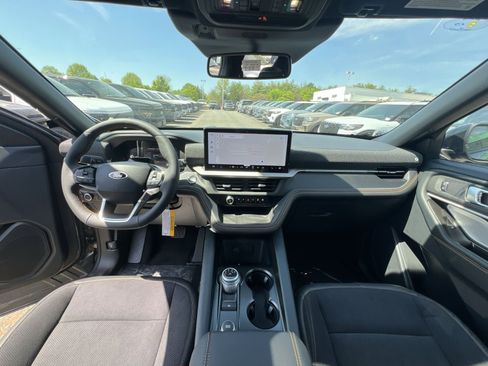New 2026 Ford Explorer Tremor image 31