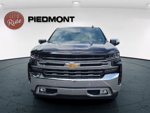 Used 2019 Chevrolet Silverado 1500 LTZ w/ LTZ Plus Package RWD image 3
