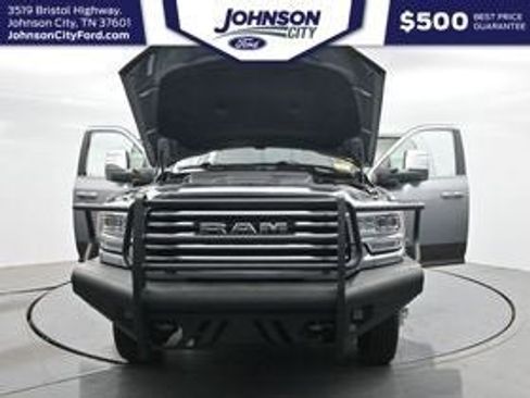 Used 2023 RAM 3500 Limited AWD/4WD image 53