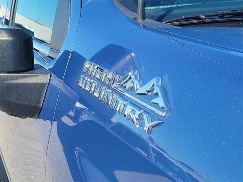 Used 2024 Chevrolet Silverado 2500 High Country w/ High Country Premium Package image 8