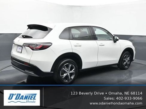 Used 2024 Honda HR-V EX-L image 6