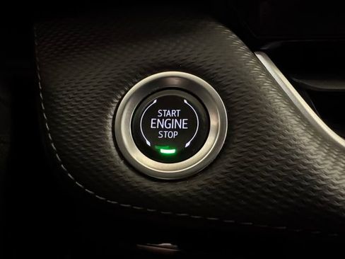 Used 2025 Chevrolet Equinox LT FWD image 12