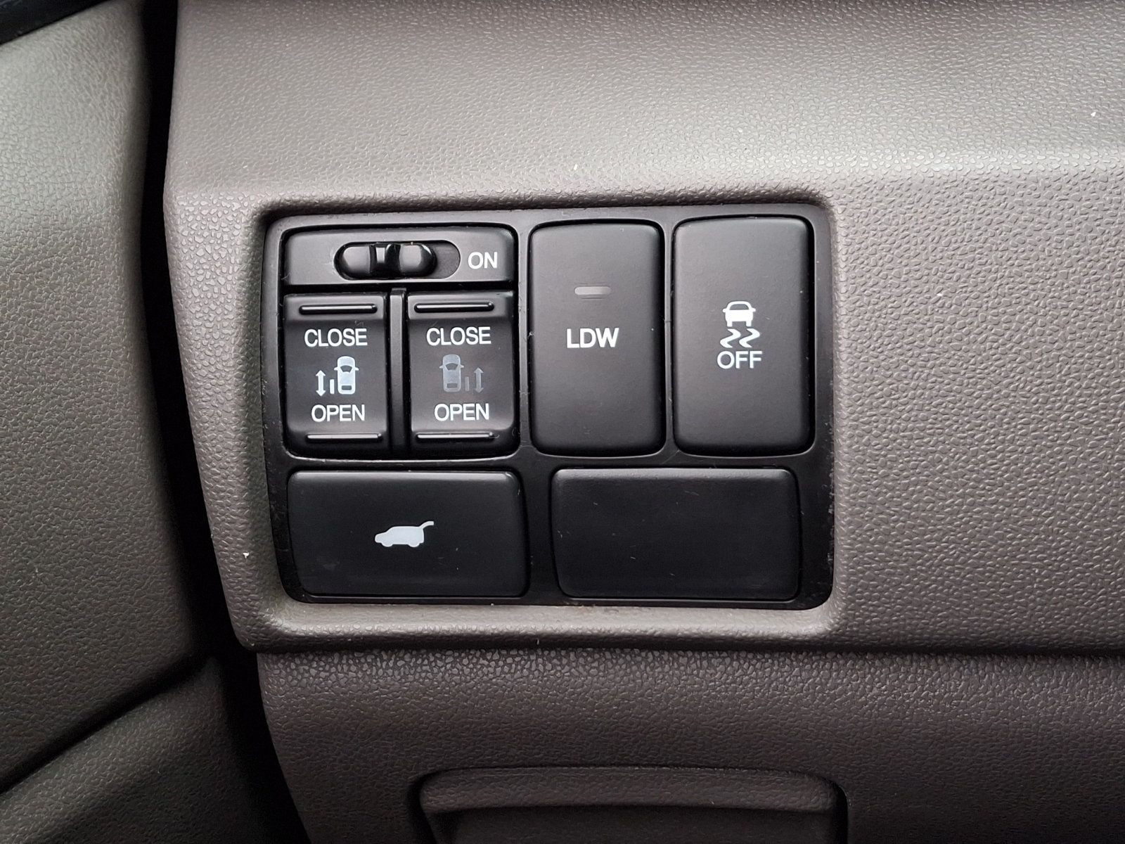 Used 2014 Honda Odyssey EX-L image 24