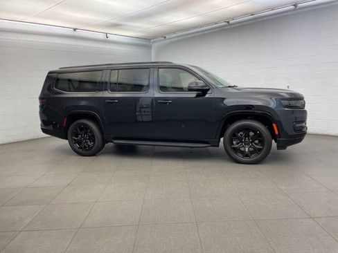 New 2025 Jeep Wagoneer Series II image 2