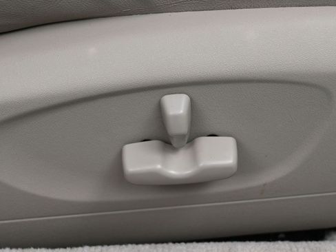 Used 2005 Subaru Legacy 2.5GT Limited image 32