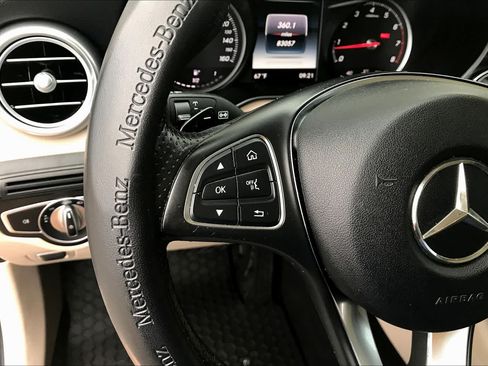 Used 2017 Mercedes-Benz GLC 300 image 24