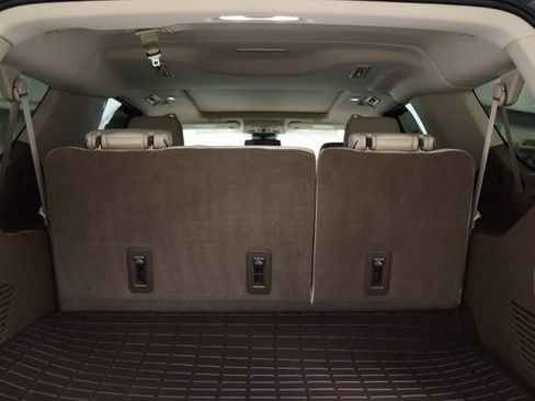 Used 2024 GMC Yukon XL Denali image 26