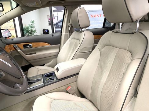 Used 2014 Lincoln MKX FWD w/ Equipment Group 102A image 9