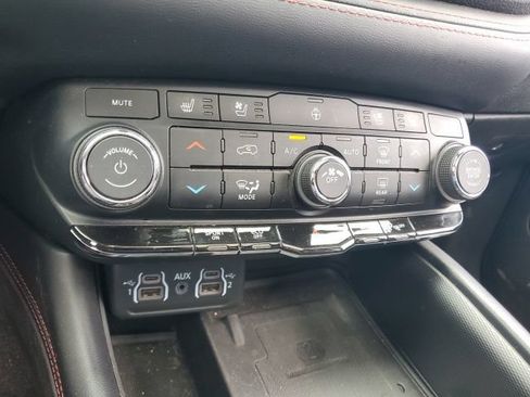 Used 2021 Dodge Durango R/T w/ Blacktop Package AWD/4WD image 40