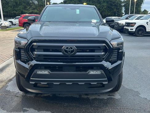 New 2025 Toyota Tacoma SR5 image 9
