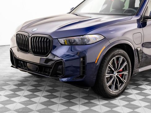 New 2026 BMW X5 xDrive50e w/ Executive Package image 36