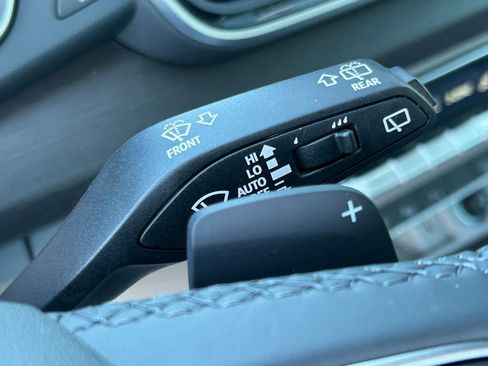 Used 2025 Audi Q5 Prestige image 18