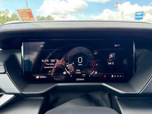 Used 2026 GMC Acadia Elevation w/ Elevation Premium Package FWD image 30