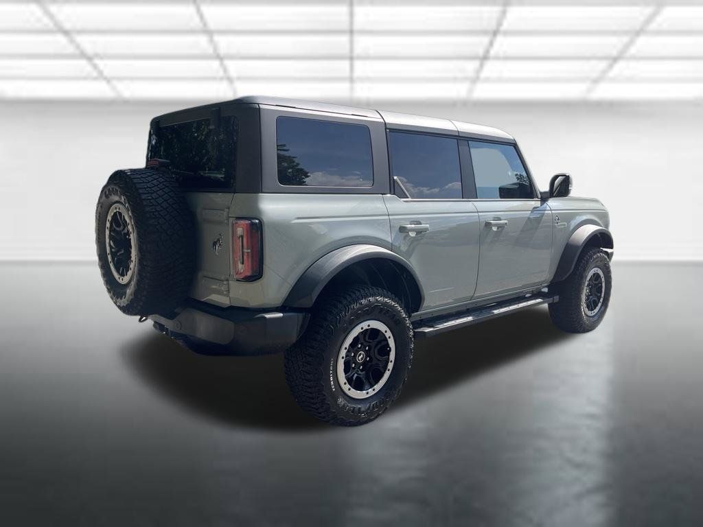 Used 2022 Ford Bronco Outer Banks w/ Sasquatch Package AWD/4WD image 4
