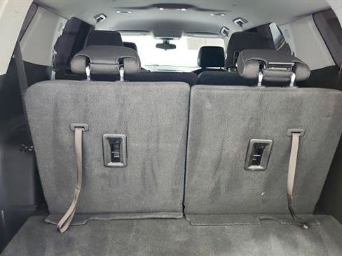 Used 2019 GMC Acadia SLE FWD image 27
