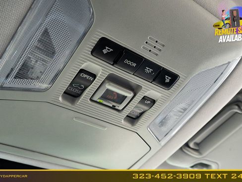 Used 2021 Toyota RAV4 XLE Premium image 34