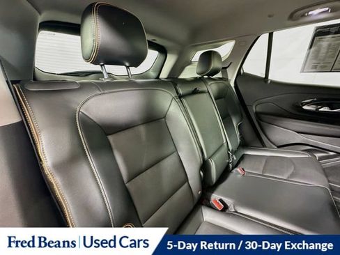 Used 2022 GMC Terrain AT4 AWD/4WD image 32