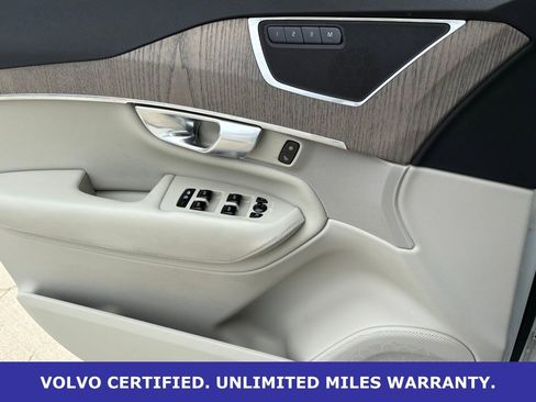Certified 2024 Volvo XC90 B6 Plus AWD/4WD image 27