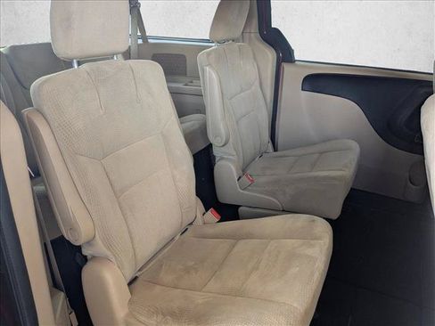 Used 2016 Dodge Grand Caravan SE w/ Quick Order Package 29E SE FWD image 18