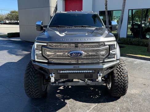 Used 2022 Ford F450 Platinum w/ FX4 Off-Road Package image 12