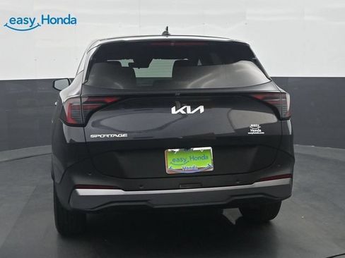 Used 2026 Kia Sportage LX FWD image 6
