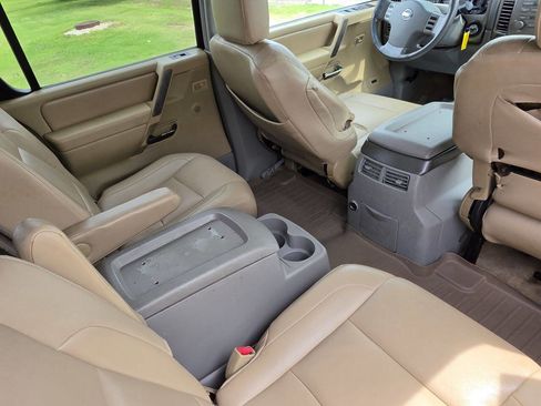 Used 2004 Nissan Armada LE w/ (SR2) Sunroof Pkg (LE) RWD image 6