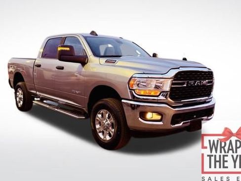 Used 2024 RAM 2500 Big Horn w/ Bed Utility Group image 8