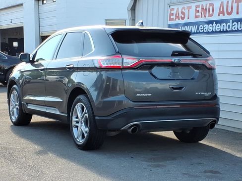 Used 2017 Ford Edge Titanium w/ Technology Package image 3