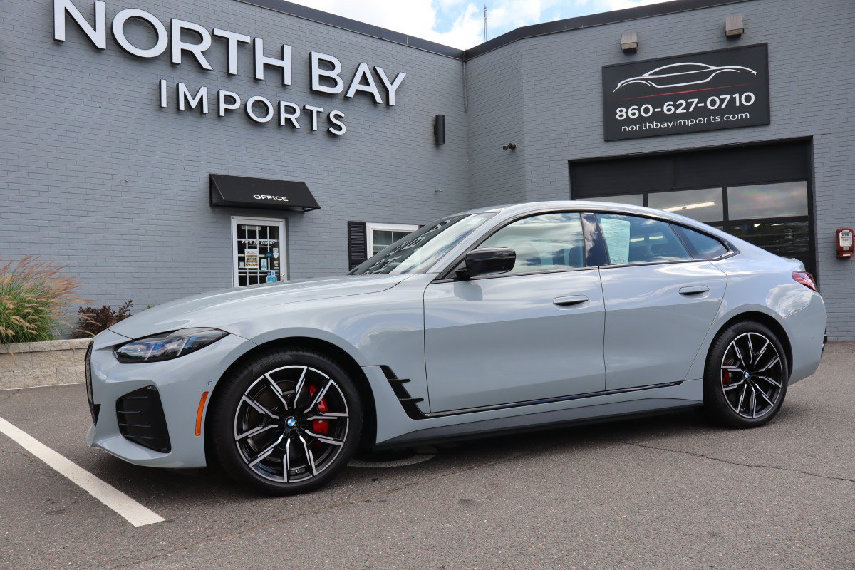 Used 2025 BMW i4 xDrive40i AWD/4WD image 1