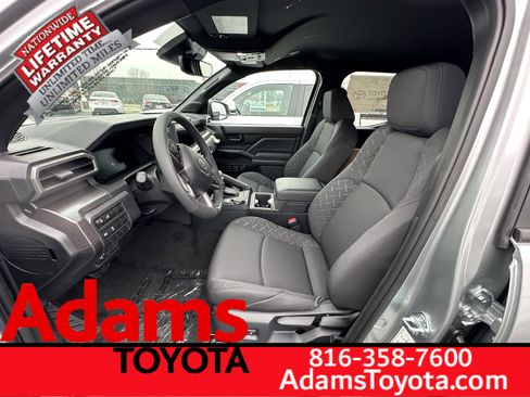 Used 2026 Toyota Tacoma SR5 image 5