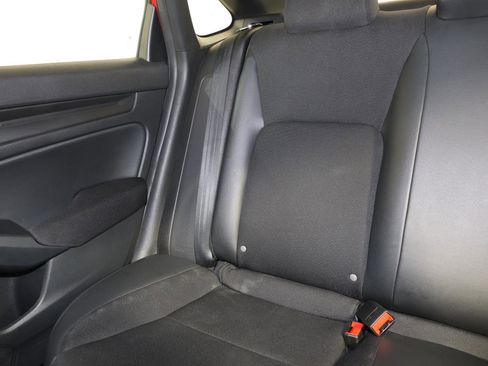 Used 2024 Honda Civic Sport image 12