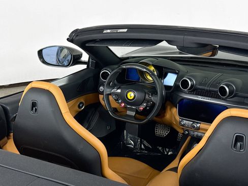 Certified 2021 Ferrari Portofino RWD image 30