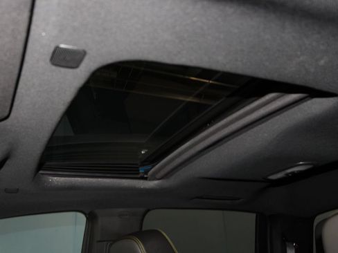 Used 2023 Chevrolet Colorado ZR2 w/ ZR2 Convenience Package III AWD/4WD image 19