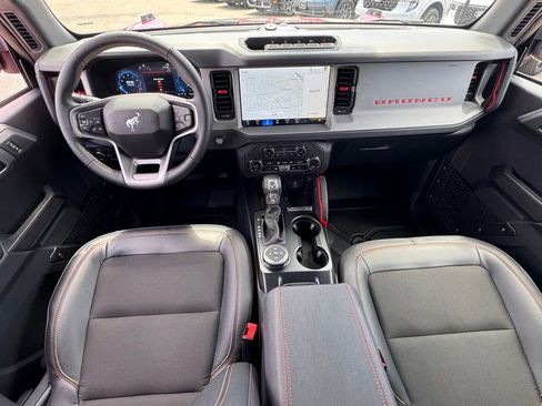 Used 2025 Ford Bronco Big Bend w/ Black Diamond Package AWD/4WD image 27