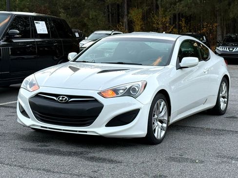 Used 2013 Hyundai Genesis 2.0T image 24