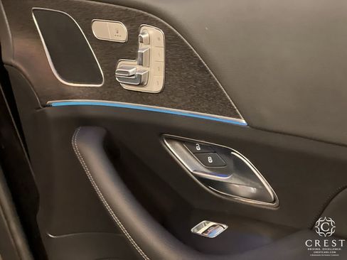 Used 2025 Mercedes-Benz GLE 350 4MATIC image 29