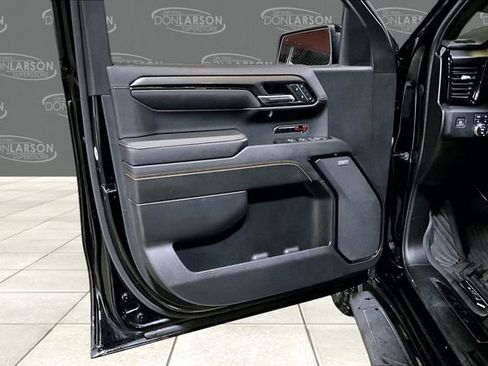 Certified 2023 GMC Sierra 1500 AT4 w/ AT4 Premium Package image 12