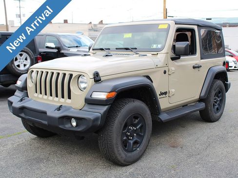 Used 2022 Jeep Wrangler Sport AWD/4WD image 1