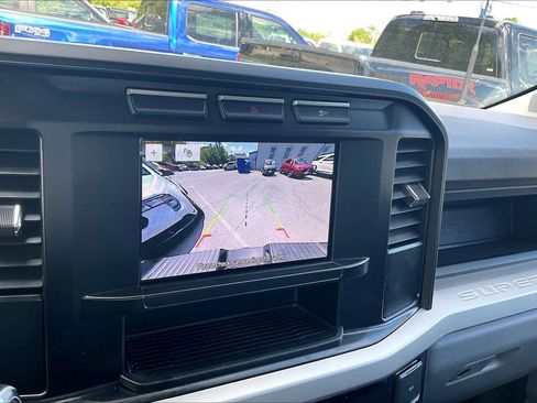 Used 2024 Ford F350 XL w/ XL Chrome Package image 20