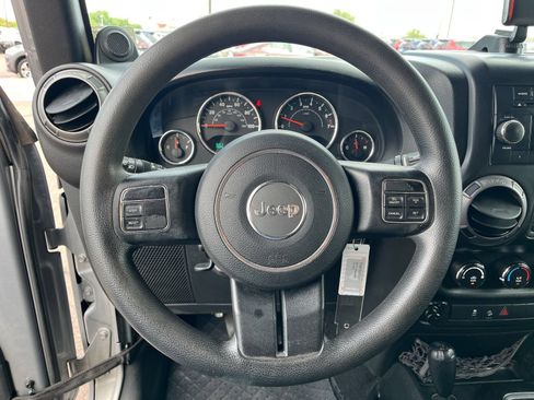Used 2013 Jeep Wrangler Unlimited Sport AWD/4WD image 18