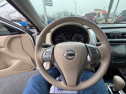 Used 2014 Nissan Altima 2.5 S w/ Sport Value Package image 18