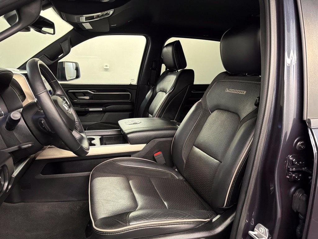 Used 2019 RAM 1500 Laramie w/ Sport Appearance Package AWD/4WD image 27