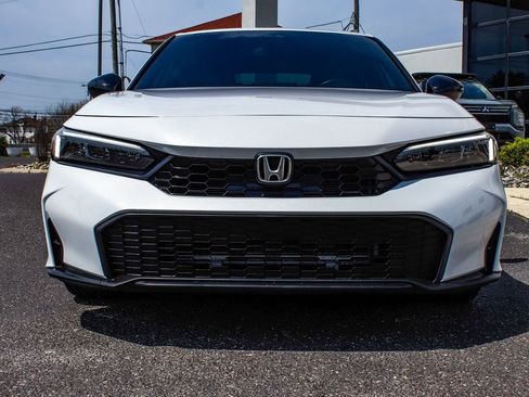 Used 2025 Honda Civic Sport image 2