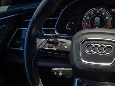 Used 2019 Audi Q8 Premium w/ Convenience Package AWD/4WD image 16