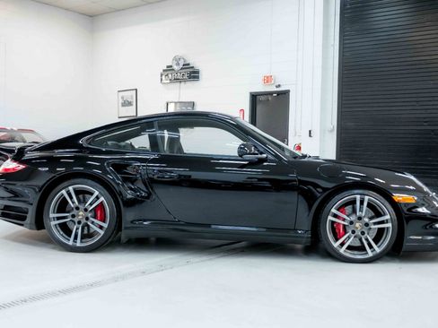 Used 2012 Porsche 911 Turbo image 4