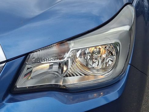 Used 2018 Subaru Forester 2.5i Premium AWD/4WD image 9