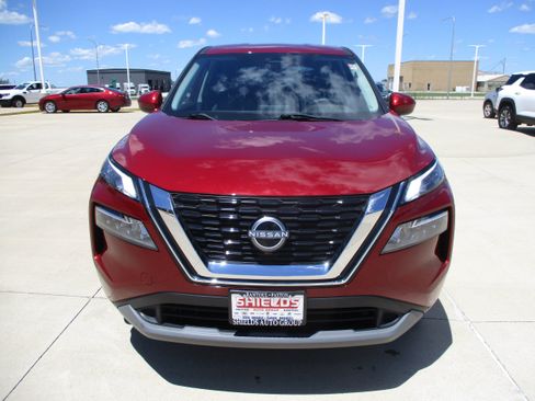 Used 2023 Nissan Rogue SV AWD/4WD image 10